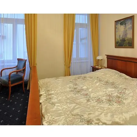 Zimmervermietung Im Austria Am See**** Helga&roman Toplak 4* Gmunden